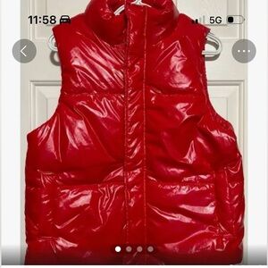 A new Day puffer vest size large